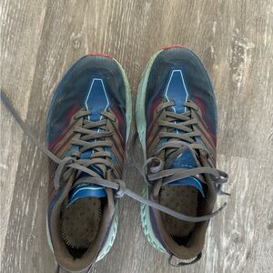 Hoka Speedgoats size 7.5 slightly used condition. Gortex trail running shoes
